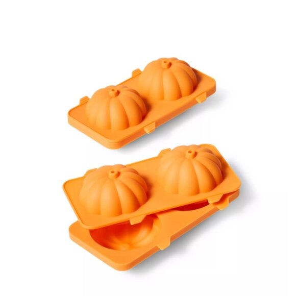 Sur La Table Set of 2 Pumpkin Ice Molds New in Box - Picture 2 of 5